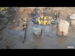 丸い堆頭を割る機械は どう機能する?