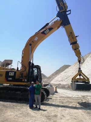 APIE KM220 効率的で汎用的な掘削機 クラムシェル 深さ22mの望遠鏡腕